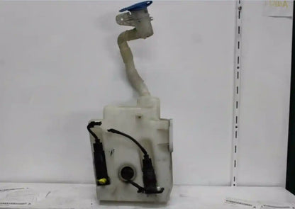 Volkswagen, Golf Washer Bottle Gen 5-Gen 6, W/ H/Lamp Washer Type, Twin Pump, 06/04-12/15 J0090