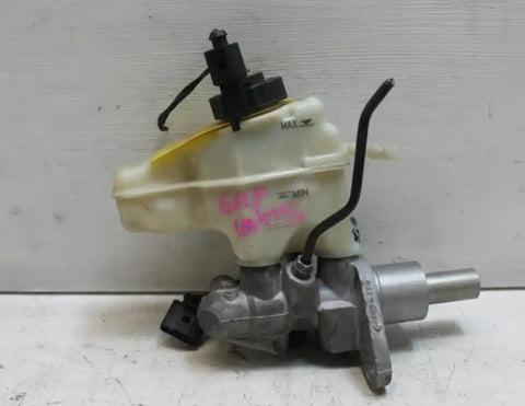 Volkswagen, Golf Master Cylinder Gen 5, W/ Sensor Type, 11/05-02/09 J0016