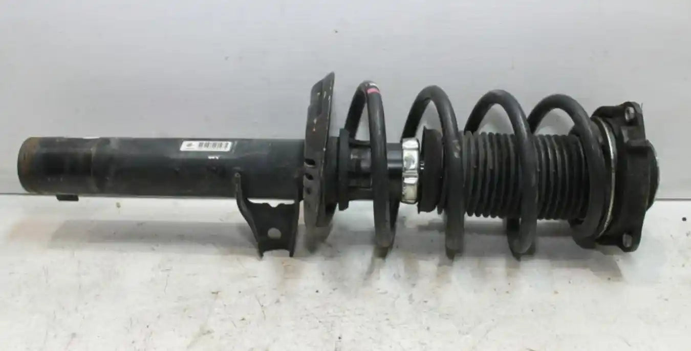 Volkswagen, Golf Right Front Strut Gen 5, Standard Type, 06/04-02/09 J5990