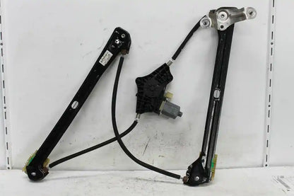 Volkswagen, Golf Right Front Window Reg/Motor Gen 7 5Dr Hatch/Wagon 12/12 08/20