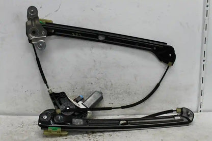 Volkswagen, Golf Right Front Window Reg/Motor Gen 7 5Dr Hatch/Wagon 12/12 08/20