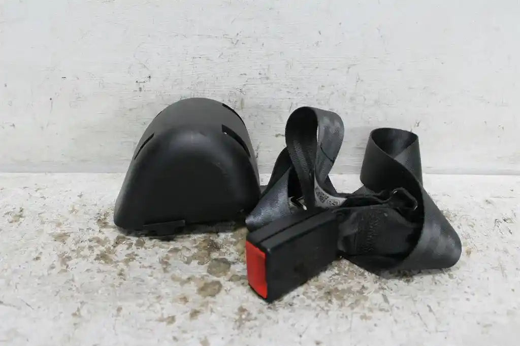 Volkswagen, Jetta Seat Belt Centre Rear Assy (Belt And Stalk) 1B 02/11 12/17