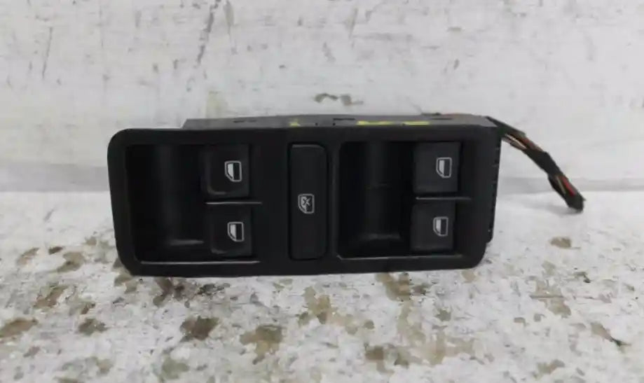 Volkswagen, Polo Power Window Switch Rh Front (Master Switch) 6R 05/14 09/17
