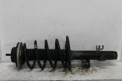 Volkswagen, Transporter Left Front Strut T5 08/04 02/10