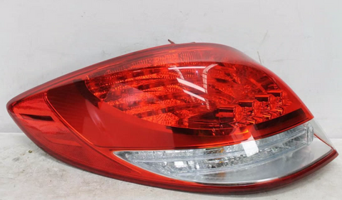 Hyundai, Veloster Left Taillight In Body Fs Led Type 12/11 02/18