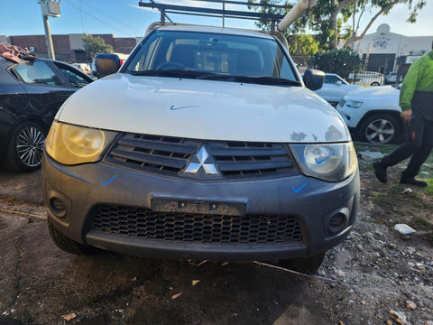 Mitsubishi, Triton Engine ,  Petrol, 2.4, 4G64, 2Wd, Μν, 08/09-04/15