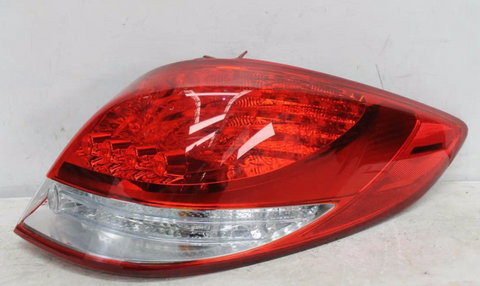 Hyundai, Veloster Right Taillight In Body Fs Led Type 12/11 02/18