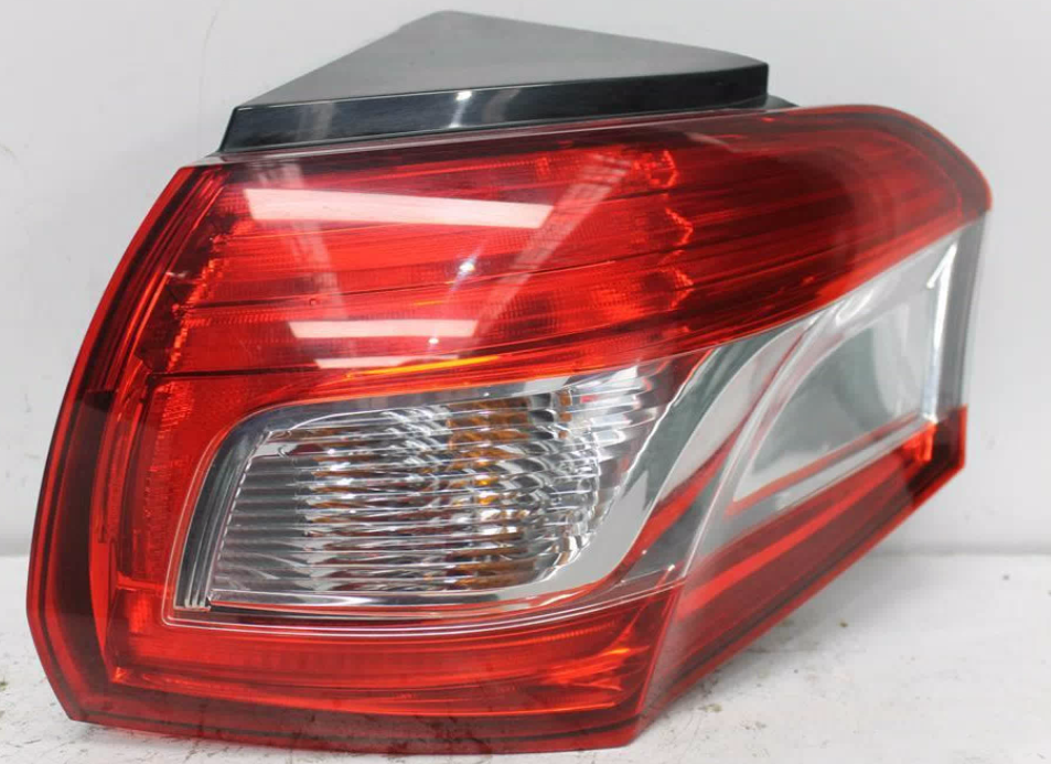 Peugeot, 4008 Right Taillight In Body 06/12 12/17
