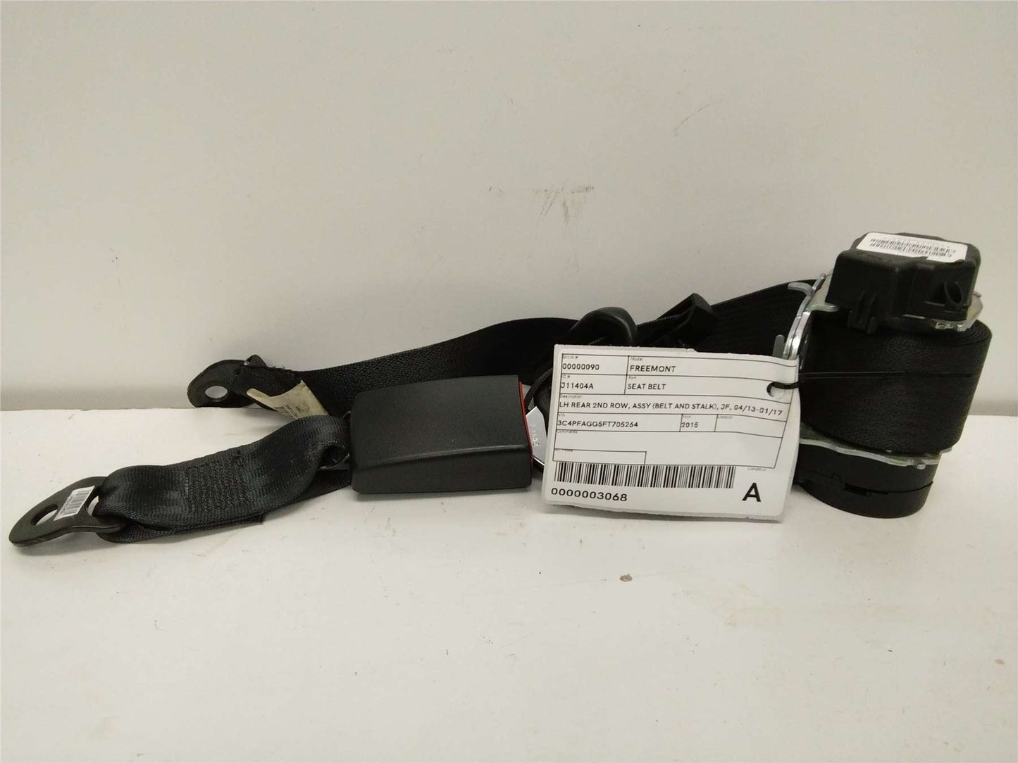 Fiat, Freemont Seat Belt Lh Rear 2Nd Row Assy (Belt And Stalk) Jf 04/13 01/17