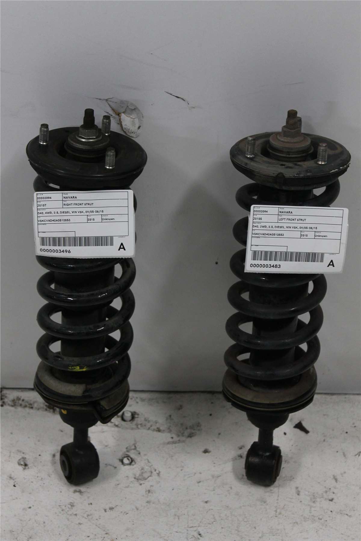 Nissan, Navara Left Front Strut D40 2Wd 2.5 Diesel Vin Vsk 09/05 08/15