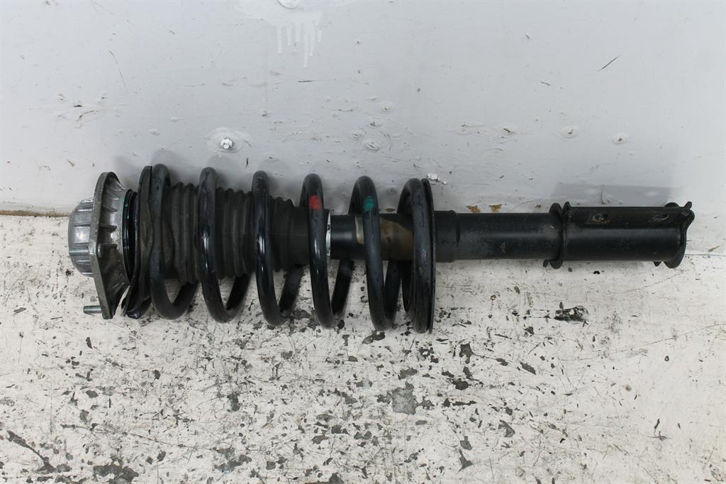 LDV, V80 Right Front Strut Diesel 2.5 Van 01/13