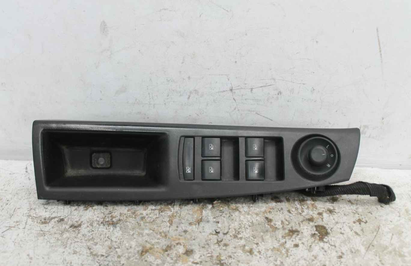 Holden, Cruze Power Window Switch Rh Front (Master Switch) Jh 03/11 01/17