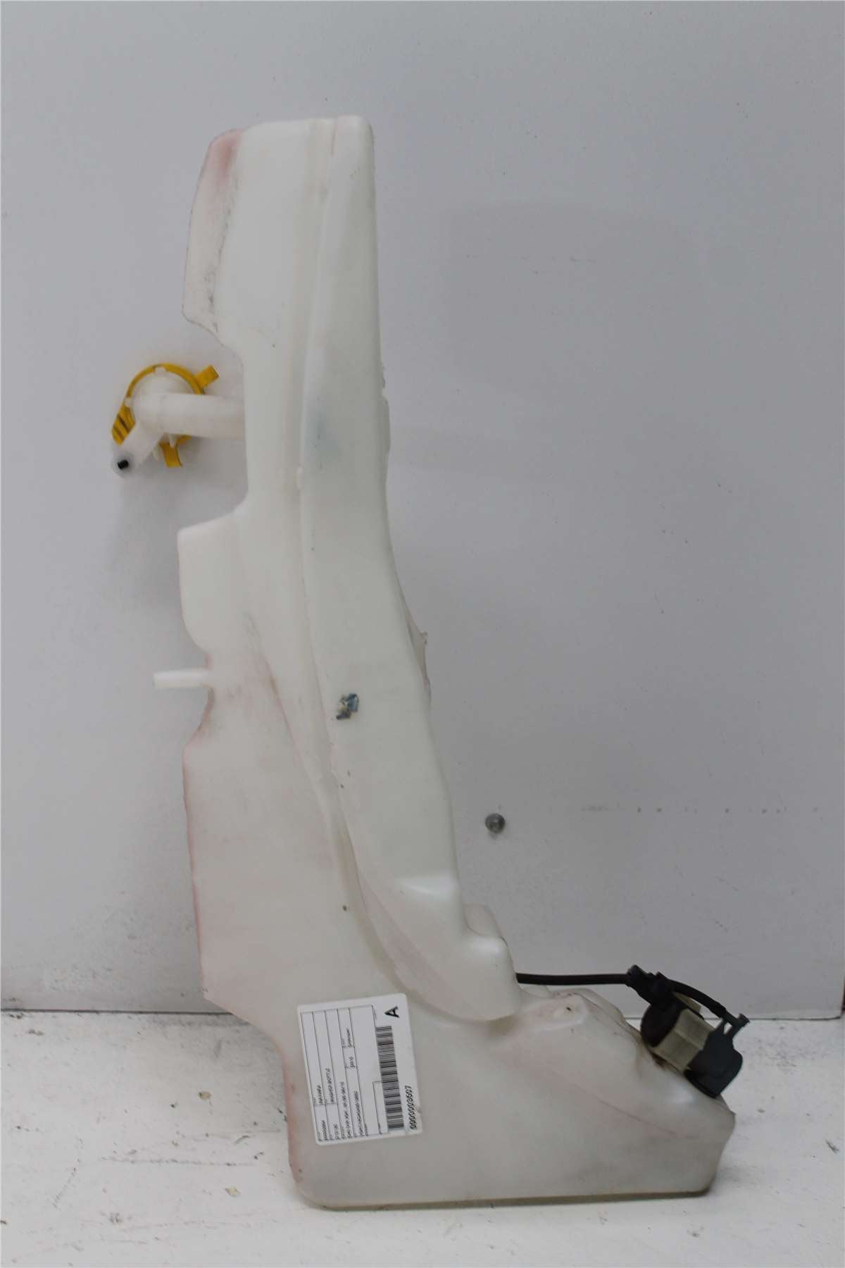 Nissan, Navara Washer Bottle D40 (Vin Vsk) 09/05 08/15