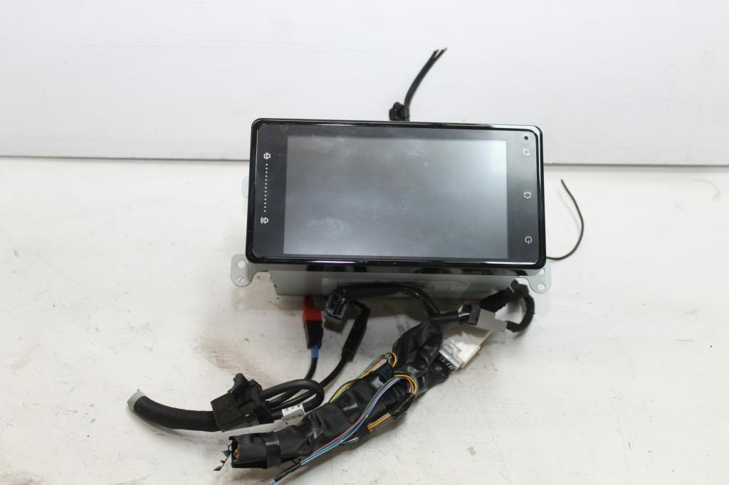 Mitsubishi, Triton Stereo/Head Unit Head Unit W/ Display Unit 7In Touchscreen Glx/Glx+/Glx R/Gsr Mr 01/20 10/23