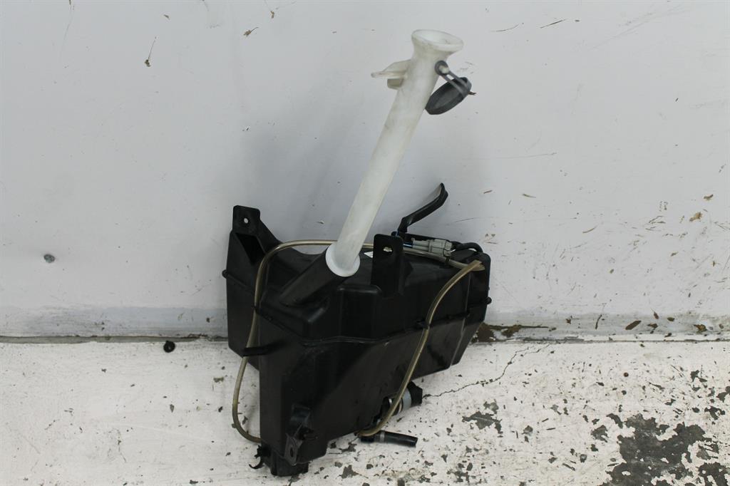 Nissan, Murano Washer Bottle Z51 12/08 01/15