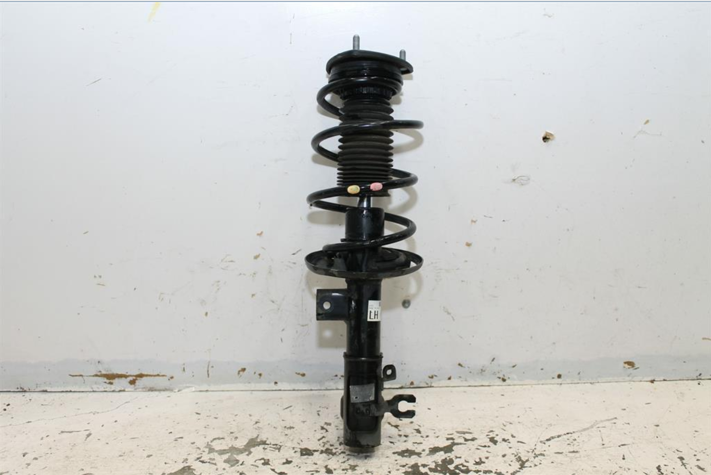 Mazda, 3 Left Front Strut Bn 05/16 02/19