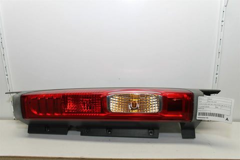 Renault, Trafic Right Taillight Lower Reverse Lamp X83 2 Pin/2 Wire Type 04/04 12/14