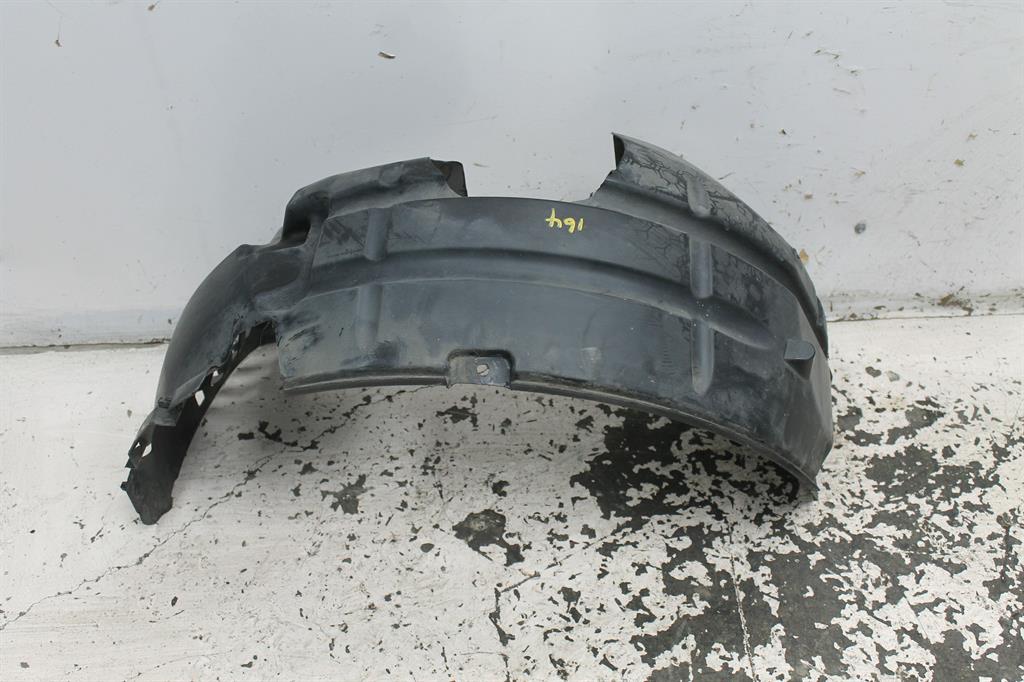 Ford, Ecosport Left Guard Liner Bk 11/13 09/17