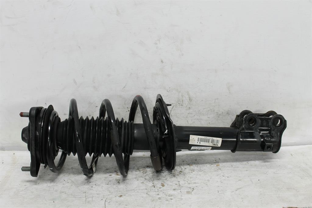 Kia, Cerato Left Front Strut Yd Sedan/Hatch 04/13 05/18