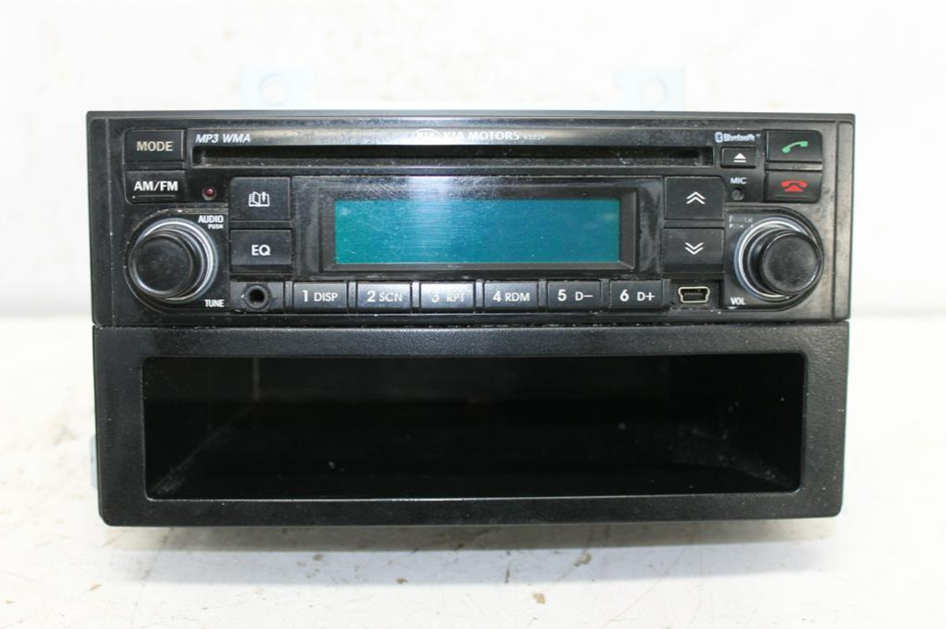 Kia, Rio Stereo/Head Unit Single Disc Cd Player (P/N On Face K102R) W/ Mp3 & Bluetooth Jb 08/05 07/11