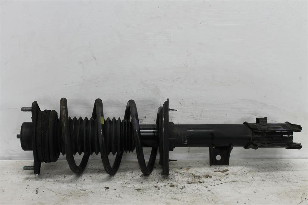 Kia, Sportage Left Front Strut Sl 05/10 05/13