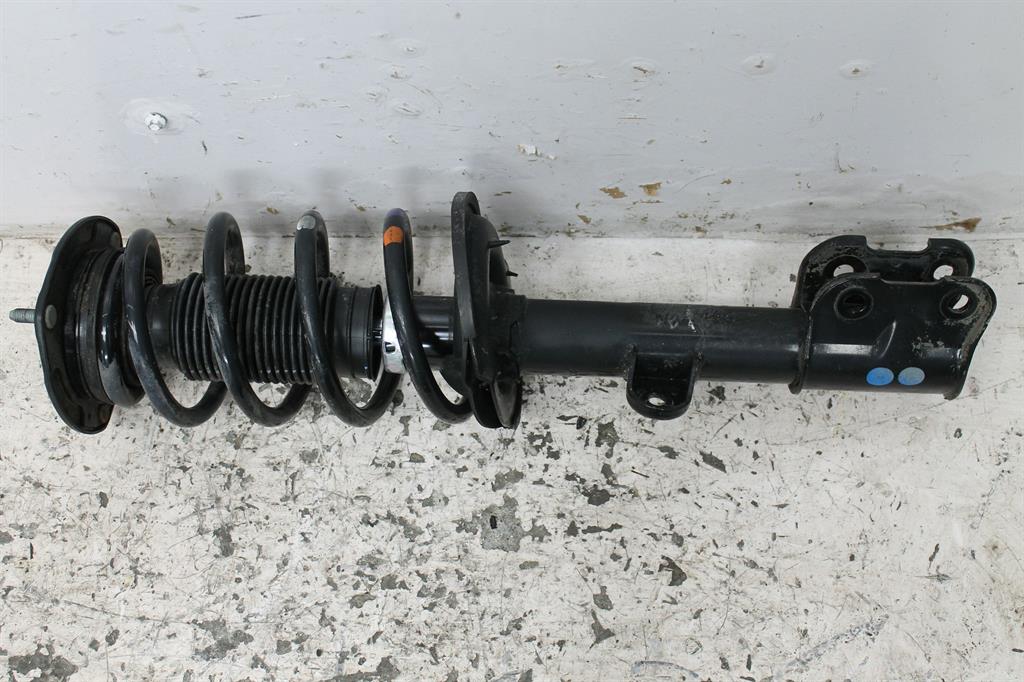 Kia, Sorento Right Front Strut Xm 10/09 09/12