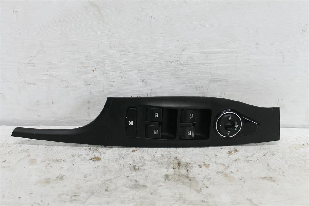 Hyundai, I40 Power Window Switch Rh Front (Master Switch Assy) Non Power Fold Mirror W/ Auto Up & Down Type (On All Windows) Vf 09/11 05/15