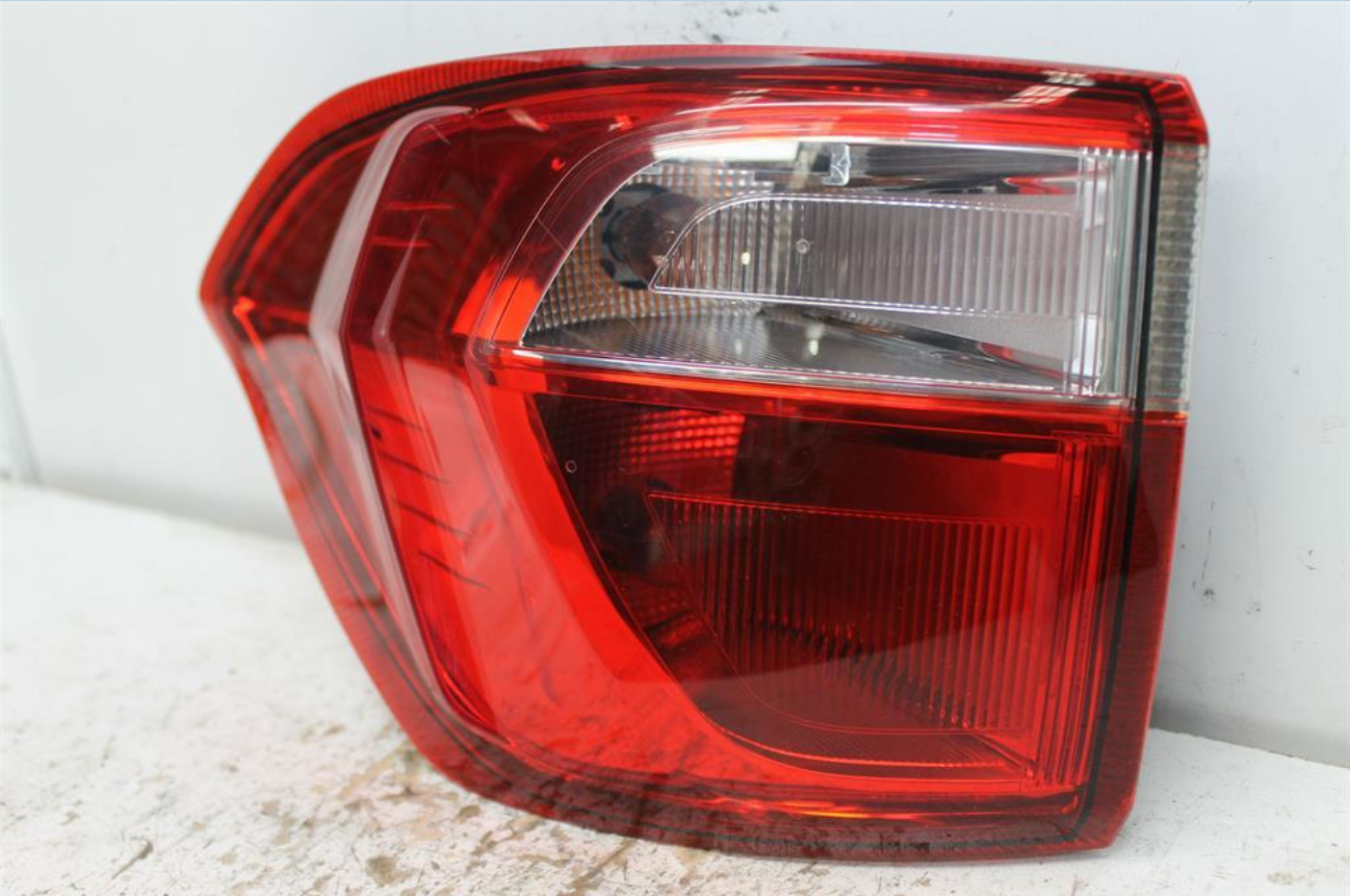 Ford, Ecosport Left Taillight In Body Bk 11/13 09/17