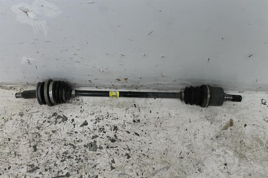 Kia, Sorento Left Driveshaft Rear Xm 10/09 09/12