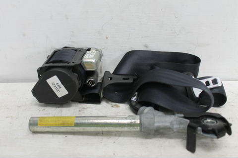 Mitsubishi, Outlander Seat Belt Rh Front Seat Belt Only Zh 09/09 10/12