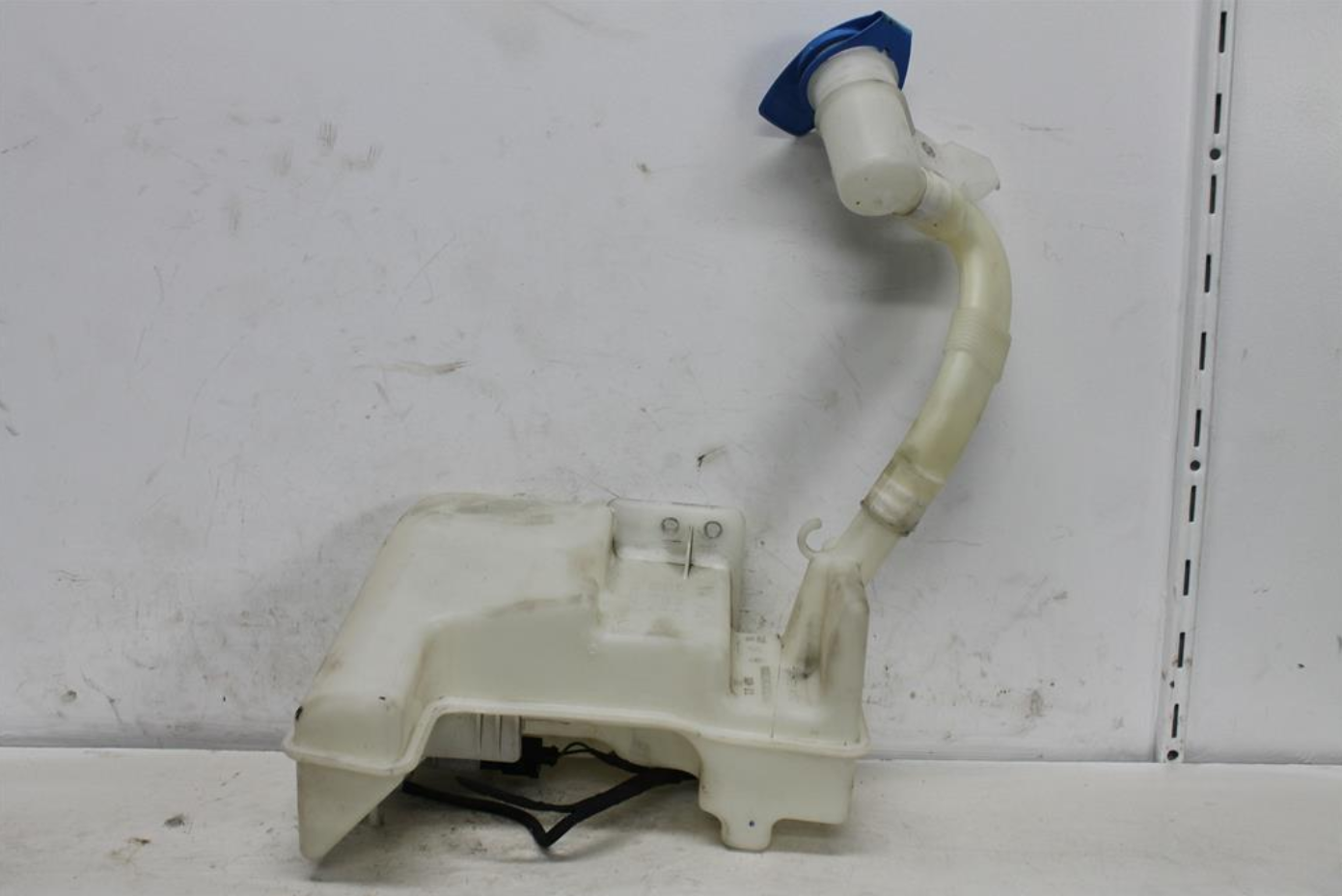 Volkswagen, Jetta Washer Bottle 1B 02/11 12/17