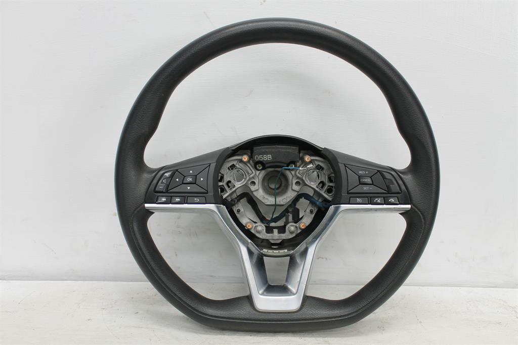 Nissan, Xtrail Steering Wheel Vinyl T32 02/17 07/22