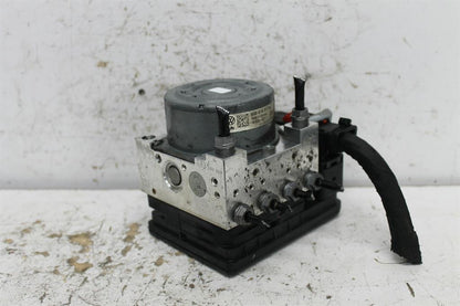 Volkswagen, Golf Abs Pump/Modulator Gen 7 On Motor P/N 5Q0614517N 12/12 08/20