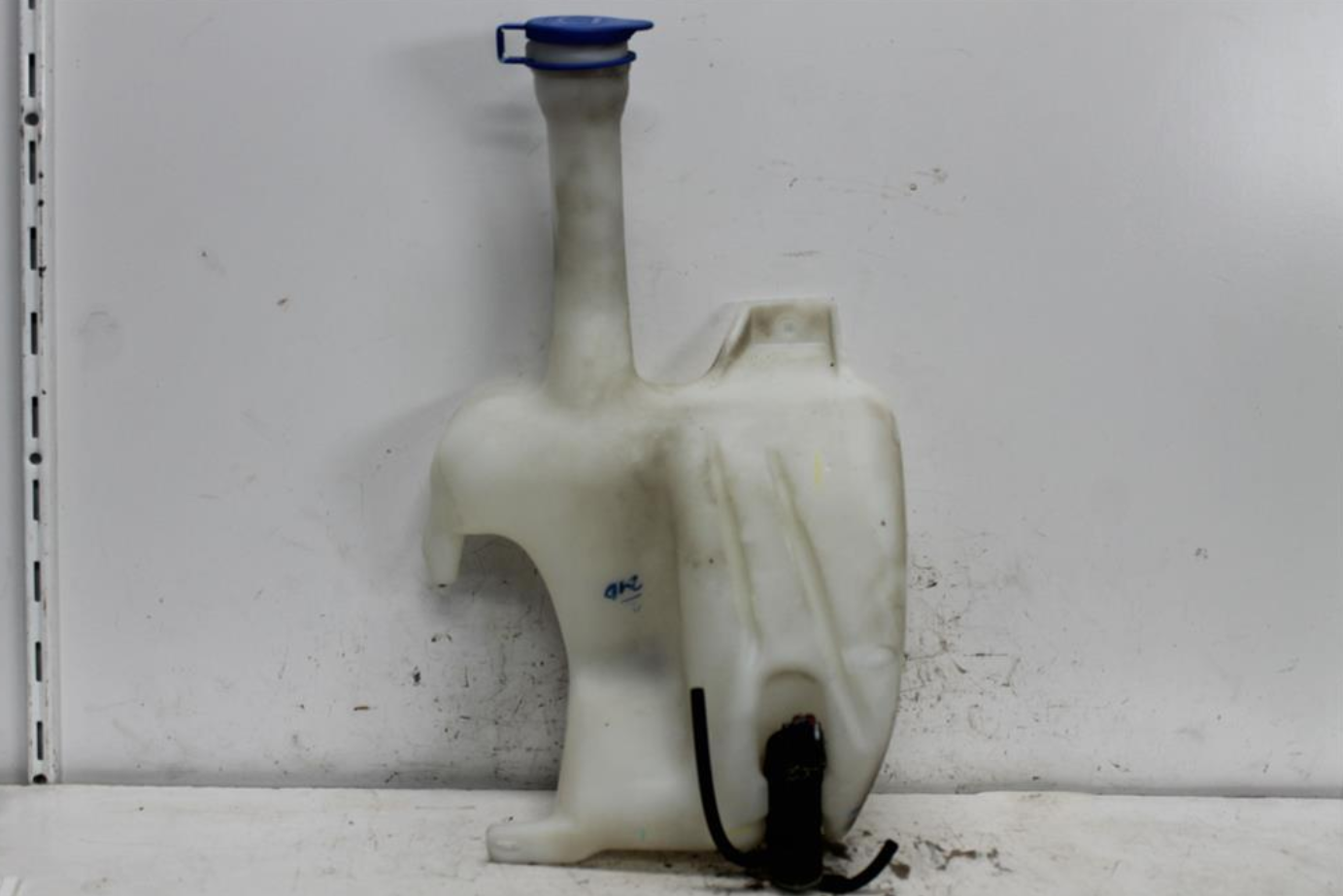 Ford, Ecosport Washer Bottle Bk Bl 11/13 01/20