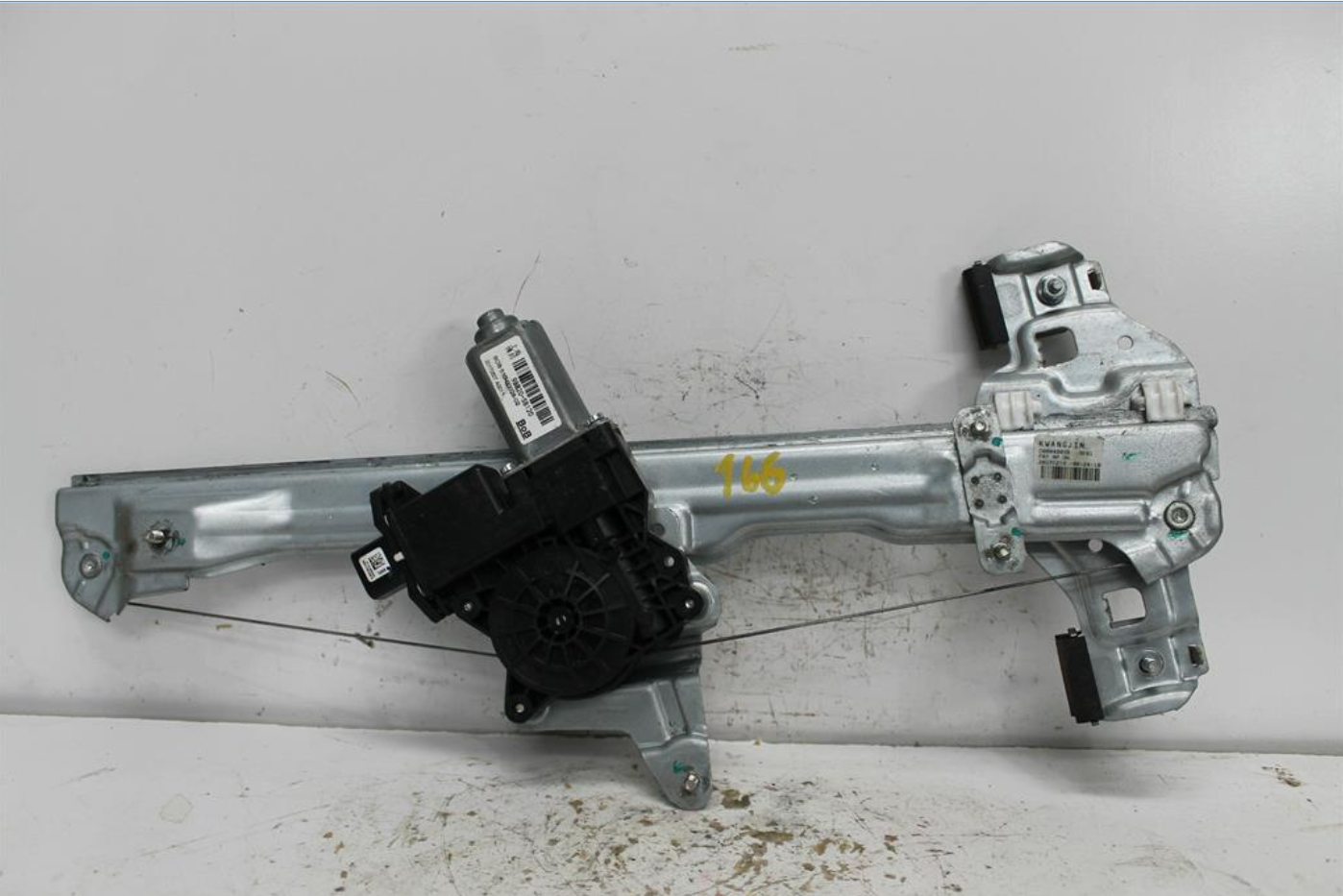 LDV, T60 Right Front Window Reg/Motor Sk8C 07/17