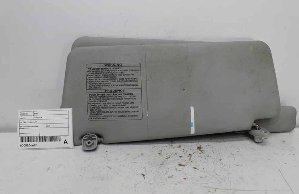 Mazda, Bt50 Sun Visor Un Pair 11/06 09/11